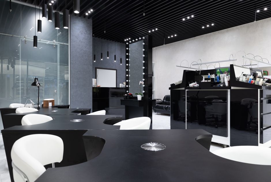 nail bar